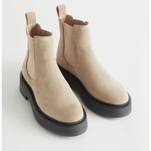 NWOT & Other Stories Chunky Chelsea Suede Boots, size 6